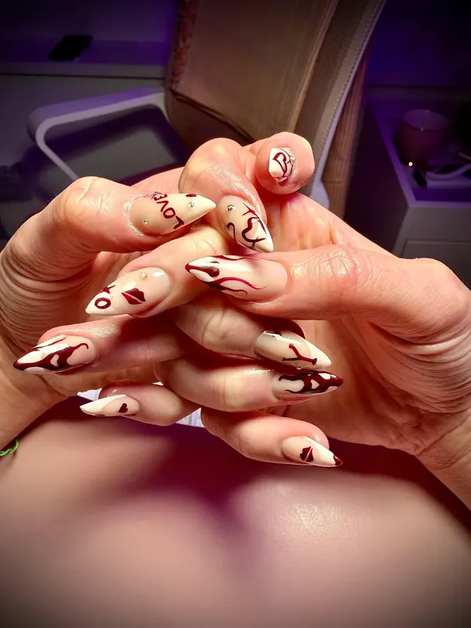 Nageldesign Love Notes
