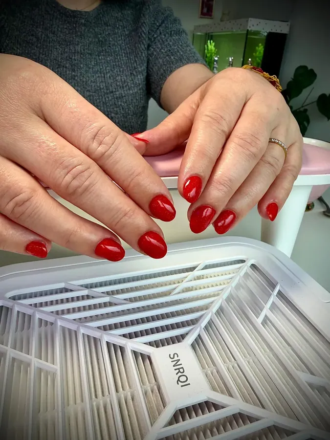 Nageldesign Classic Red